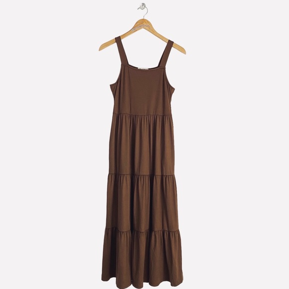 You & Me Boutique Sleeveless Tiered Midi Dress w/Pockets Women’s S (4/6) Mocha - Picture 4 of 11